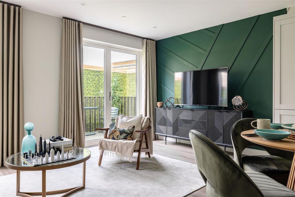 Property photo 3 of 27 Hepworth Show Home, E17