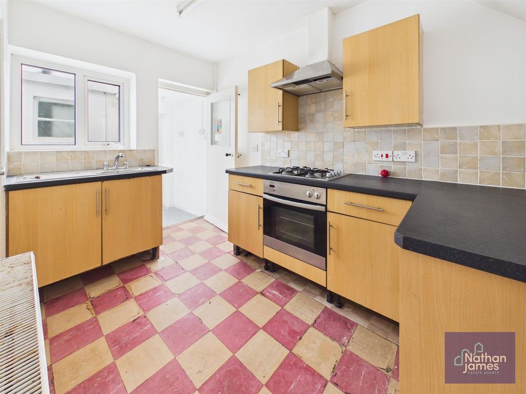 Additional image 4 of 3 bed semi-detached house for saleCaemawr Road, Caldicot NP26