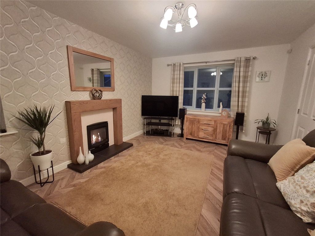 Property photo 2 of 20 Picture No. 21