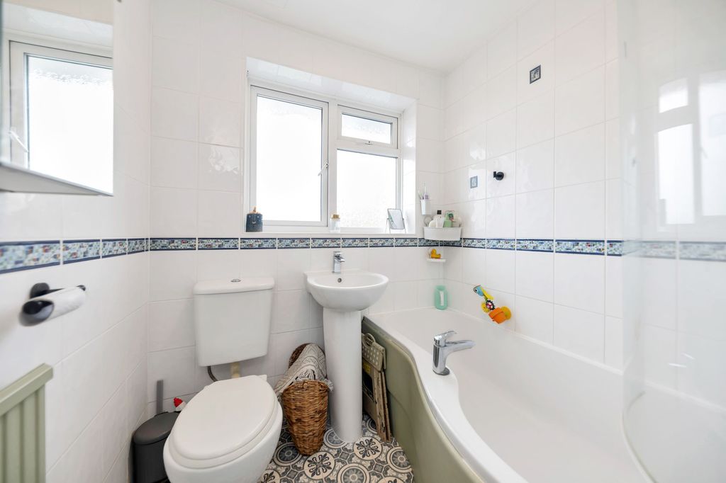 Property photo 3 of 15