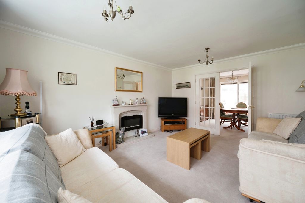 Property photo 3 of 17 Photography