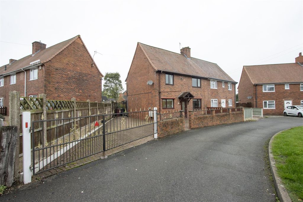 Property photo 1 of 15 Front