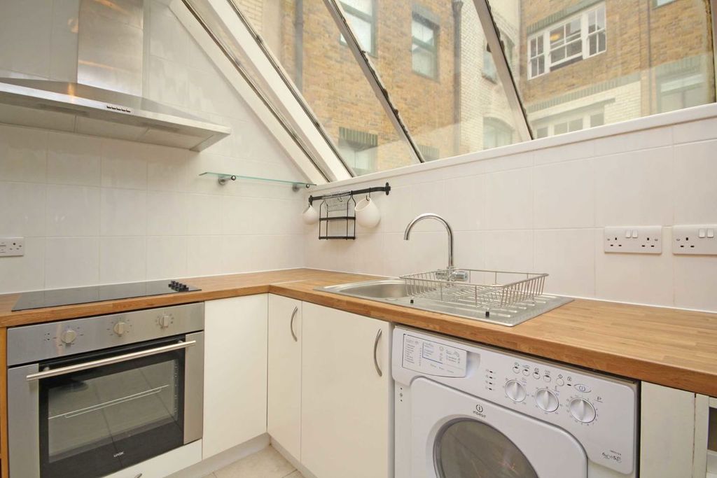 Property photo 2 of 5