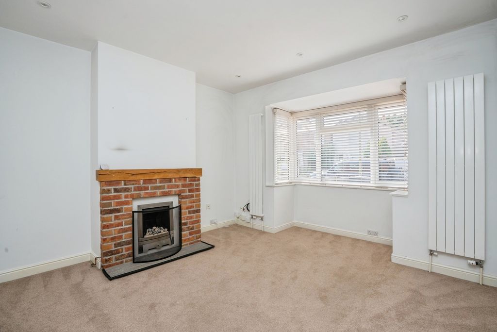Property photo 3 of 17 Pbox-Img.Jpg