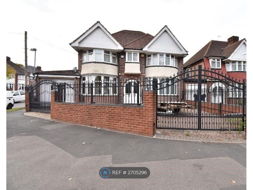 Property photo 1 of 11 Front