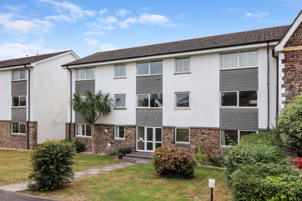 Property photo 1 of 10 Picture No. 05