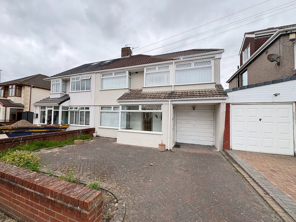 Property photo 1 of 31