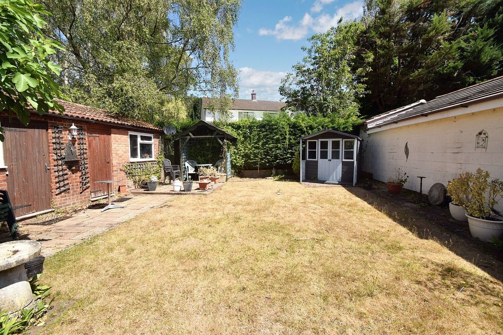 Property photo 3 of 11