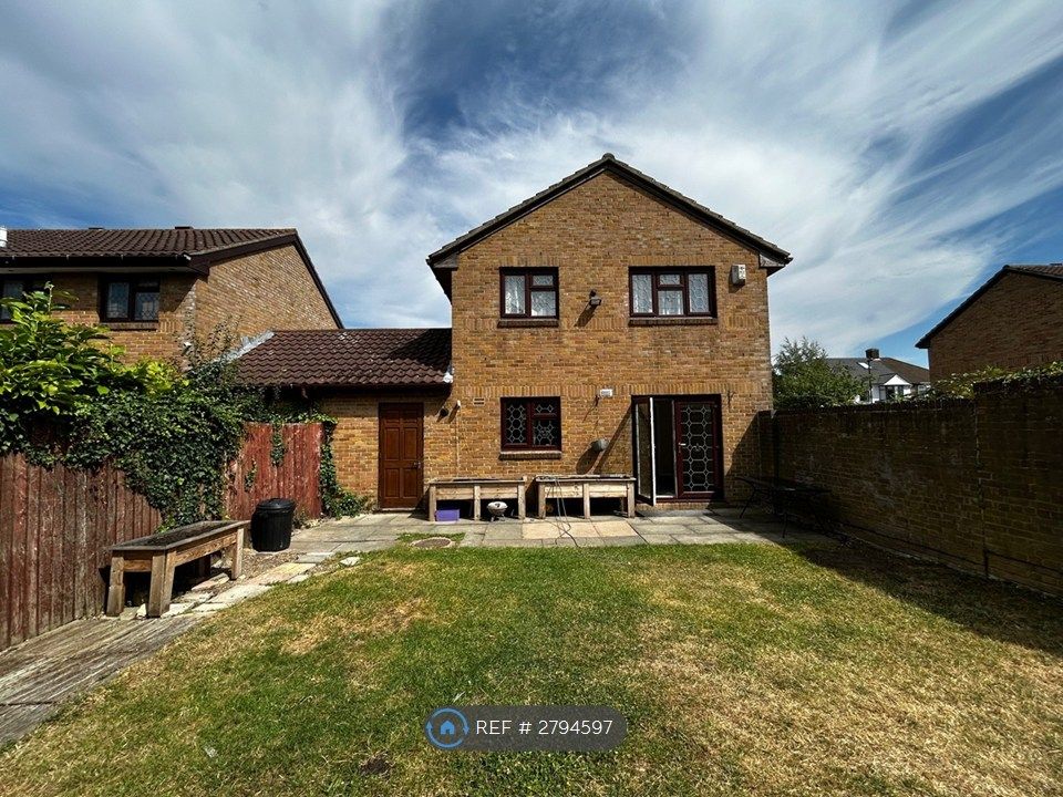 Property photo 2 of 14