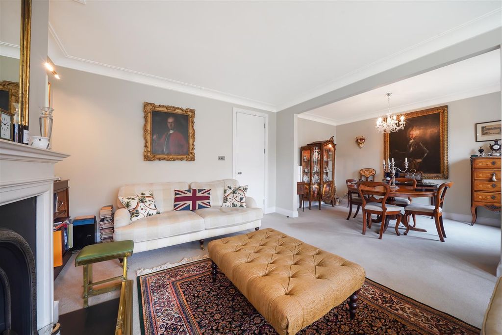 Property photo 2 of 27 Flat 6, Glenalmond House - Ncapywjon38Xdk7m8Xy1.Jp