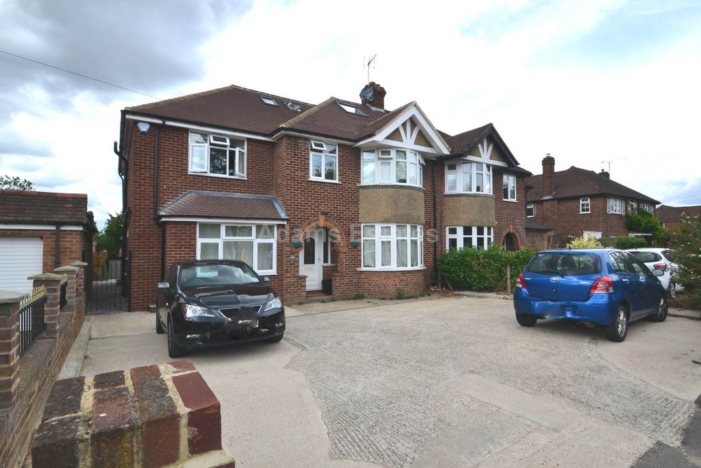 Property photo 2 of 7