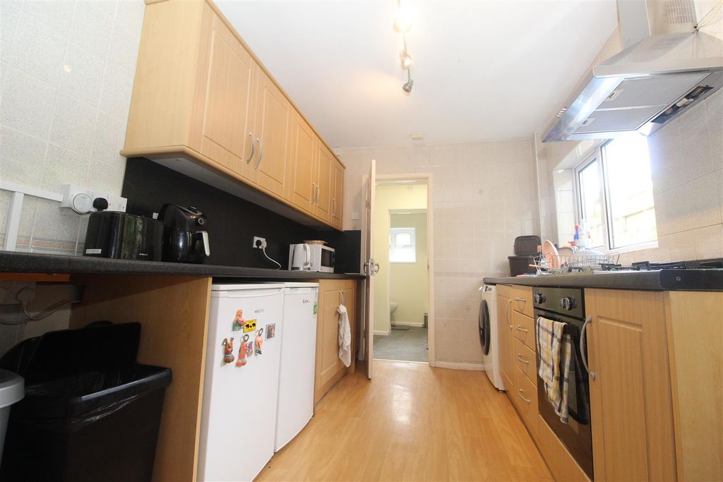 Property photo 2 of 14 Img_9991.Jpg