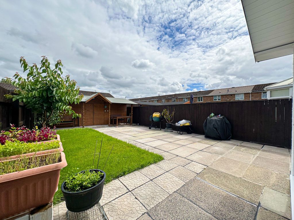 Property photo 3 of 19