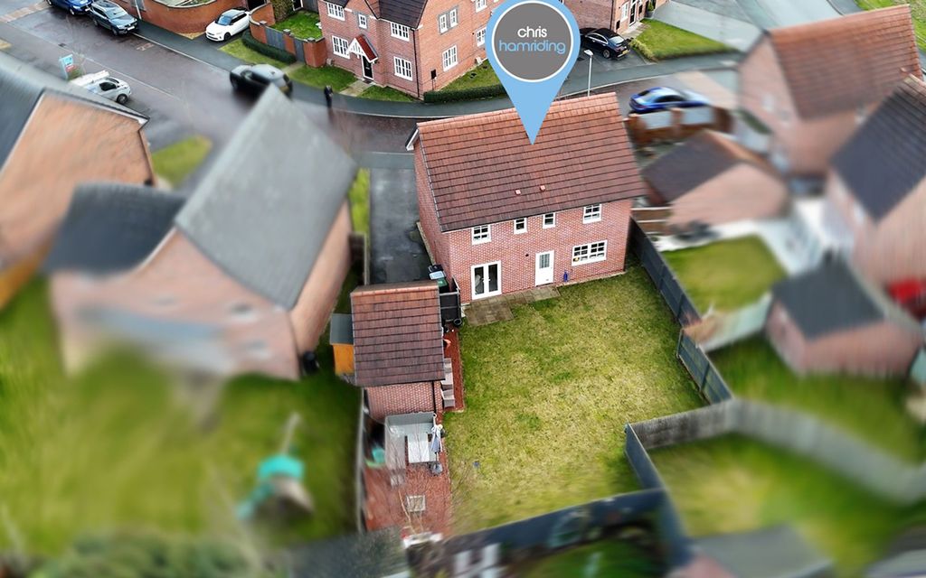 Property photo 3 of 32