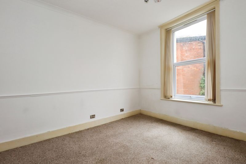 Property photo 2 of 4 Photo 5