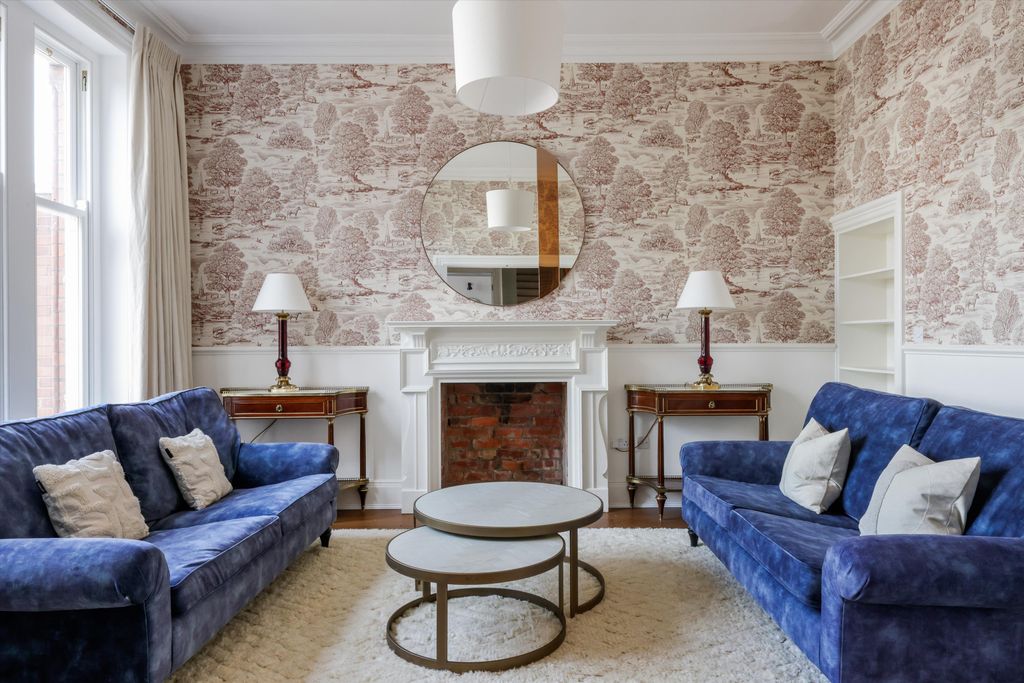 Property photo 3 of 45 Image