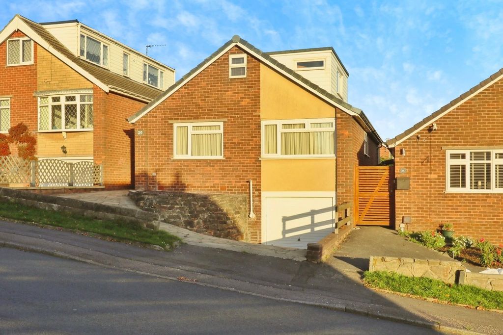 Property photo 1 of 21 Front