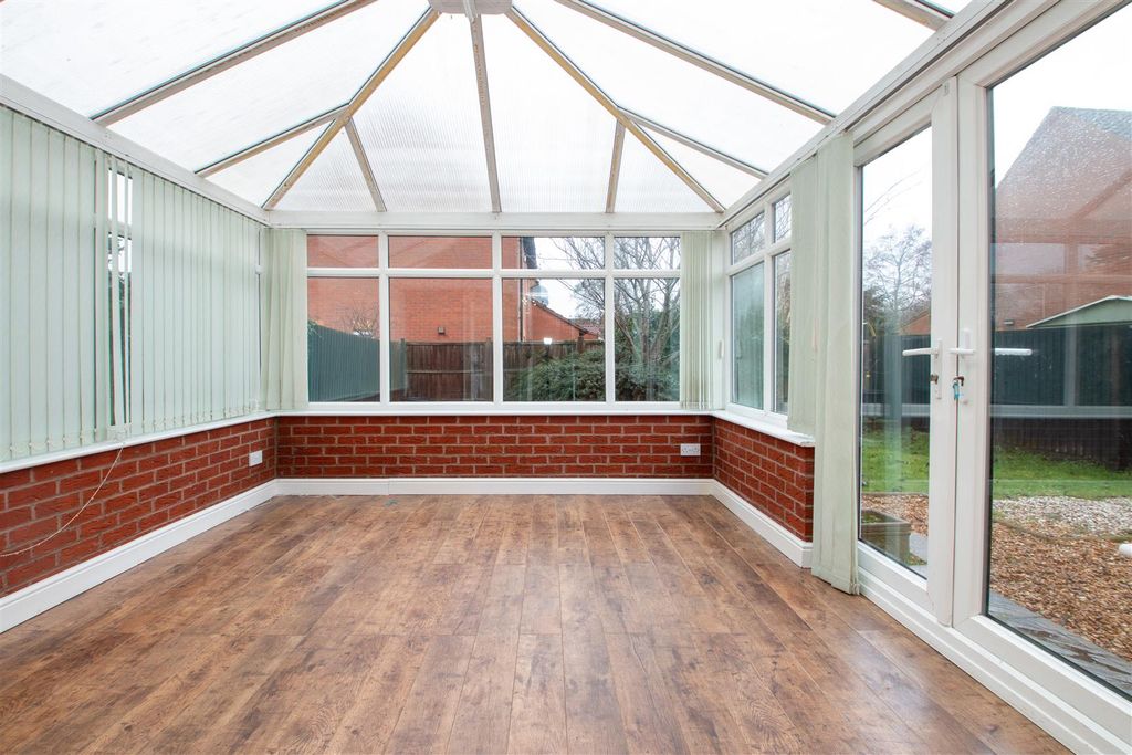 Property photo 2 of 27 2Curt_15.Jpg