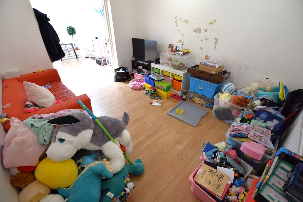 Property photo 3 of 14