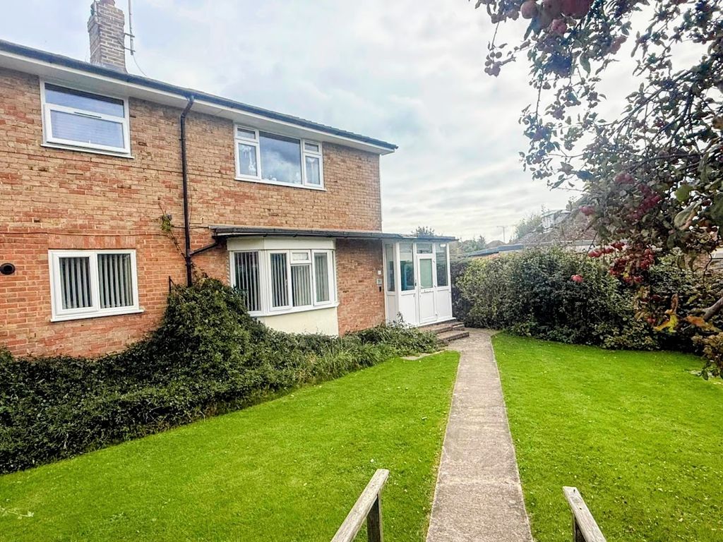 Property photo 1 of 9