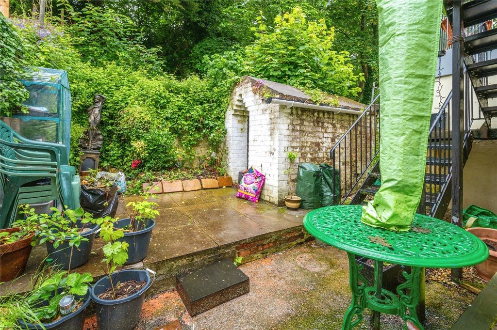 Property photo 2 of 17 Picture No. 01