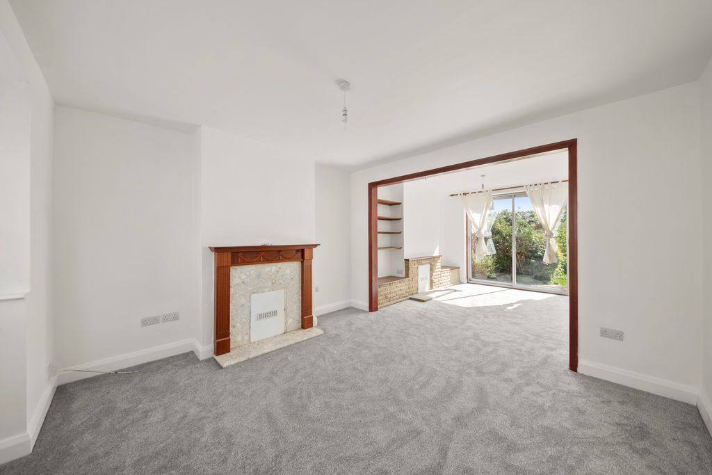 Property photo 3 of 15 Photo 3