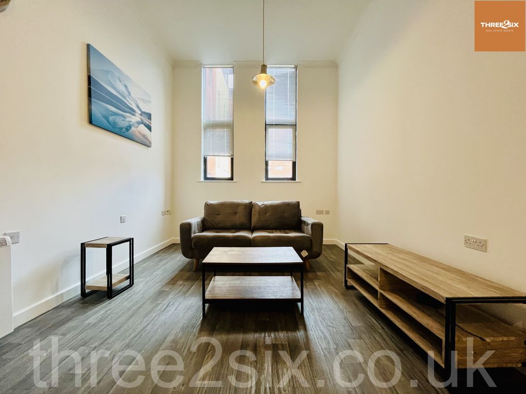 Property photo 2 of 9 Lounge