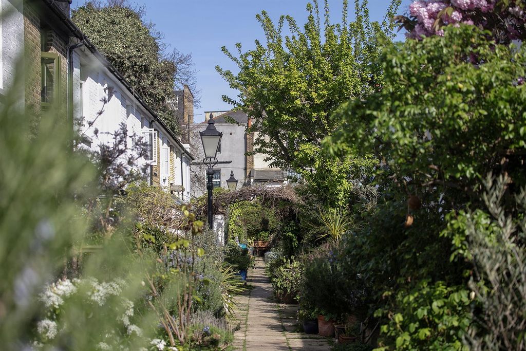 Property photo 3 of 21 3Y6A6986.Jpg