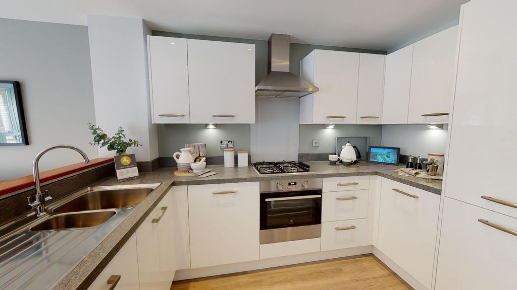 Property photo 3 of 8 U-Shaped Kitchen With White Units