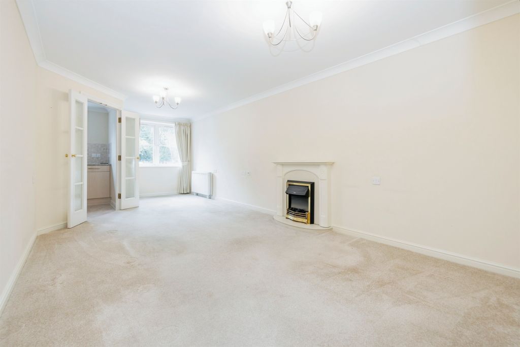 Property photo 3 of 13