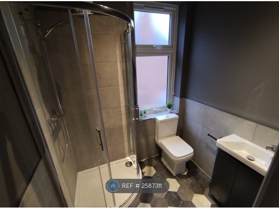 Property photo 2 of 4