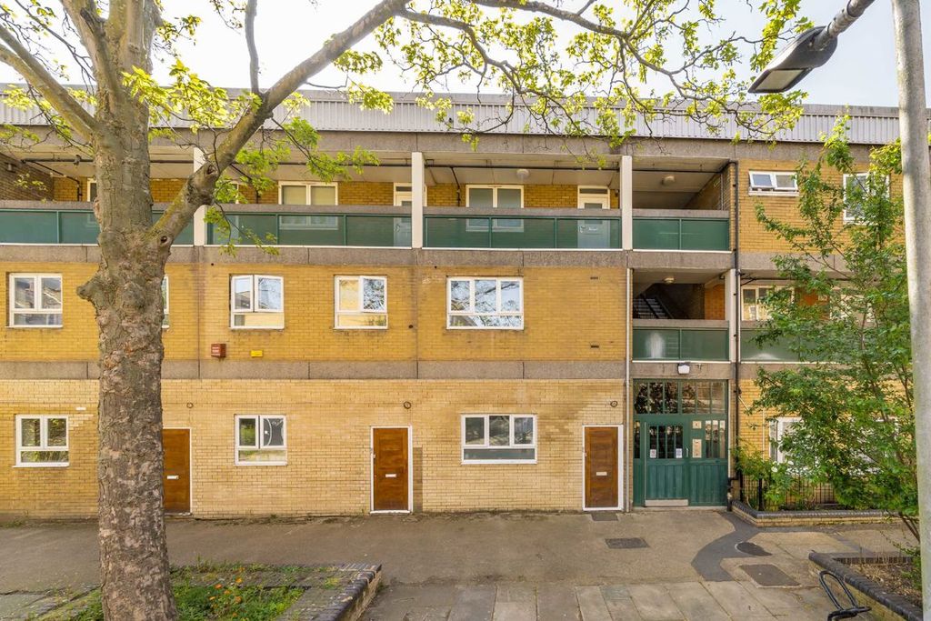 Property photo 1 of 4