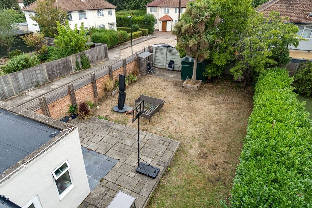 Property photo 2 of 15 Picture No. 30