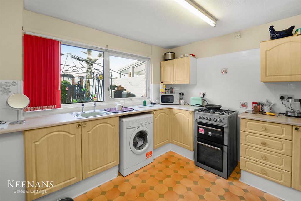 Property photo 3 of 24 3.Jpg