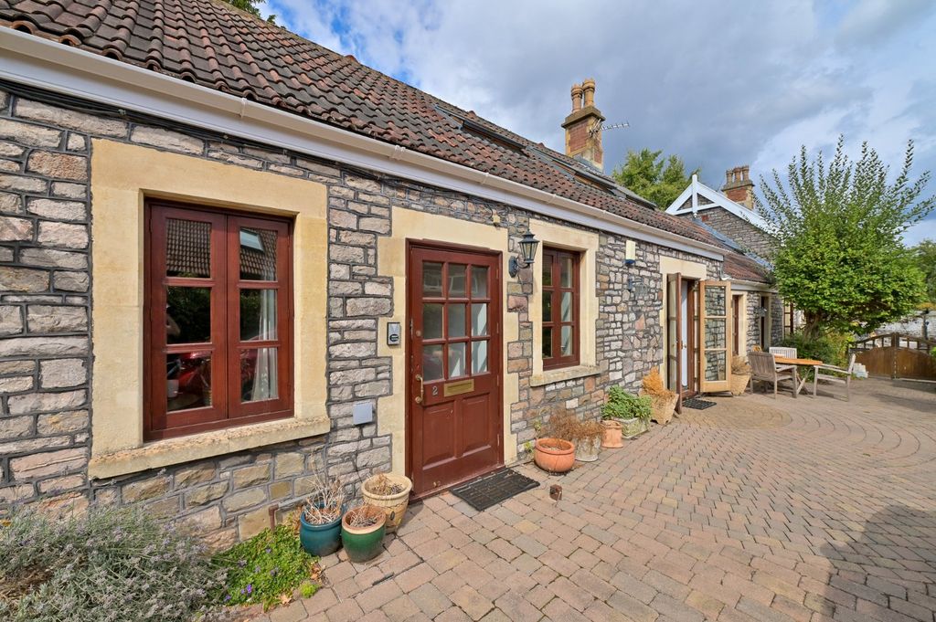 Property photo 1 of 8 Picture No. 01