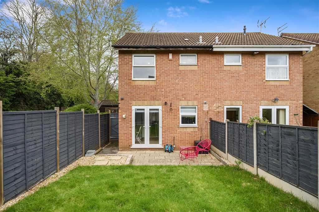 Property photo 1 of 15 Rear Garden