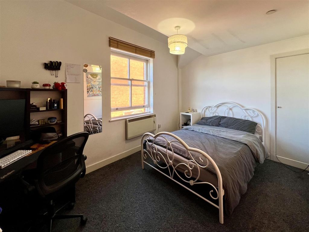 Property photo 1 of 8 Img_2817.Jpg