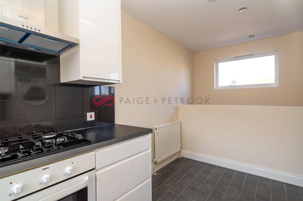 Property photo 3 of 11 Picture No. 46