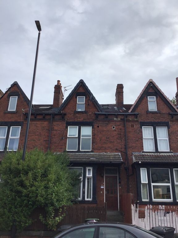 Property photo 2 of 5