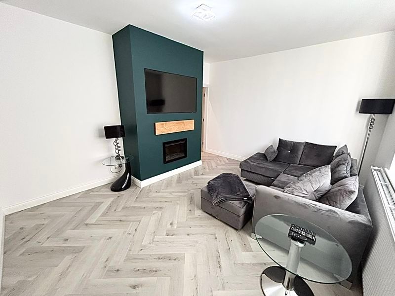 Property photo 2 of 13 Photo 11