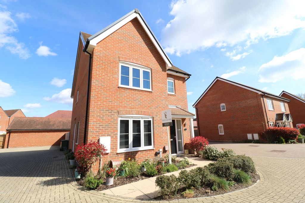 Property photo 1 of 19