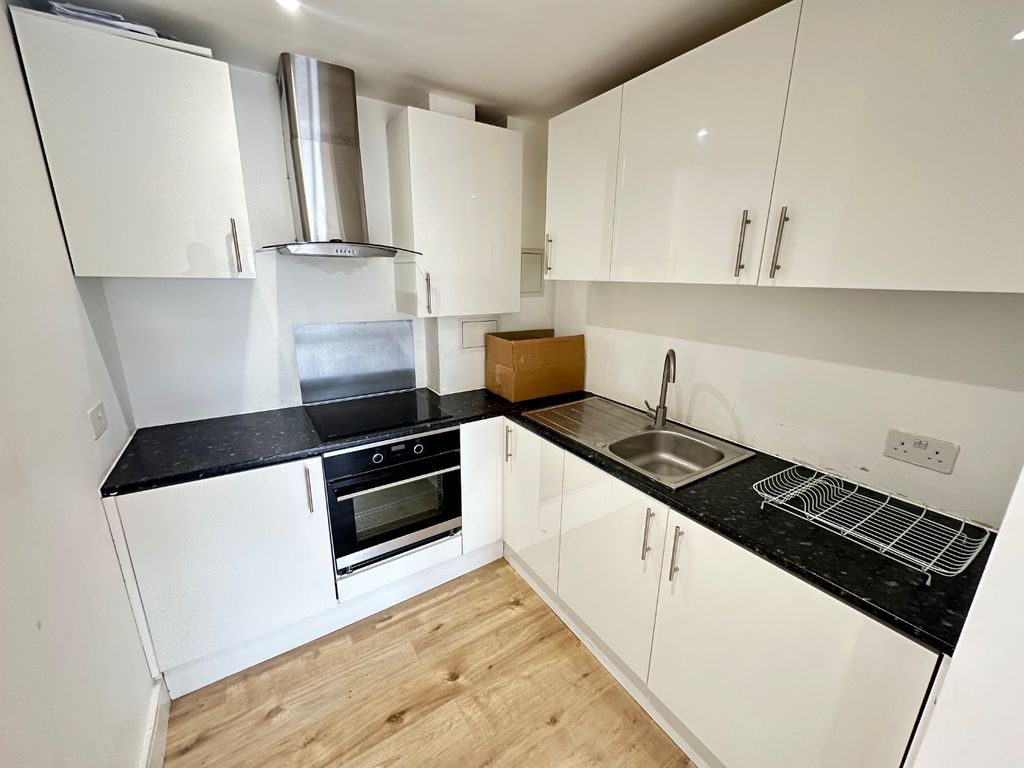 Property photo 3 of 9 2072132