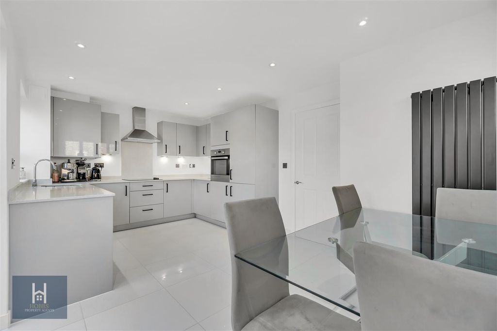 Property photo 3 of 22 Dsc00843.Jpg