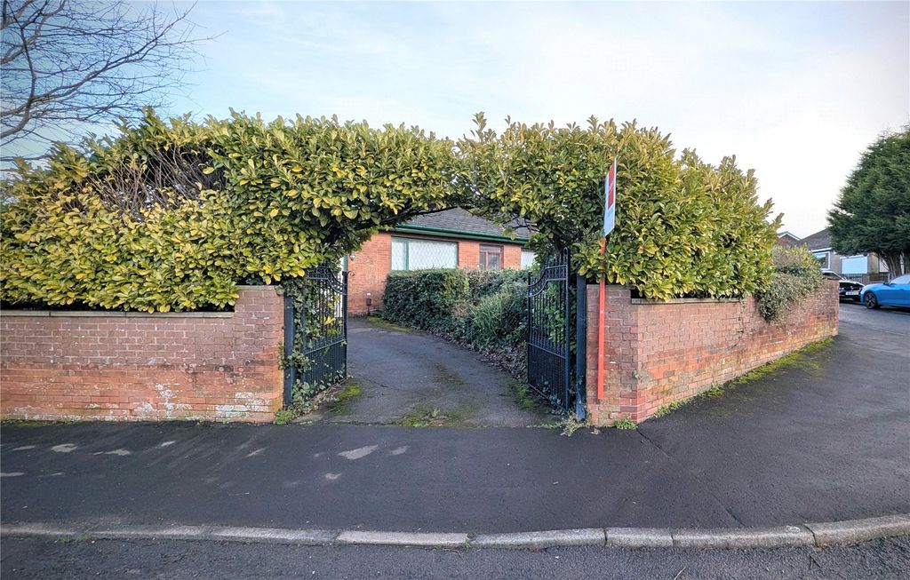 Property photo 2 of 2 External