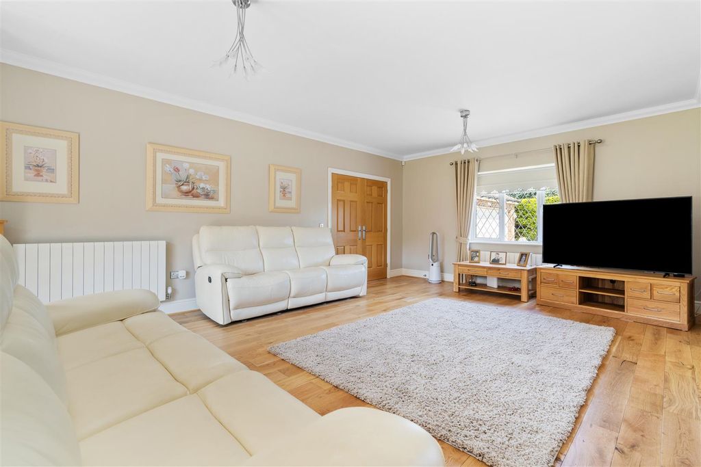 Additional image 8 of 5 bed detached house for saleSnowdrop Road, Hartlepool TS26
