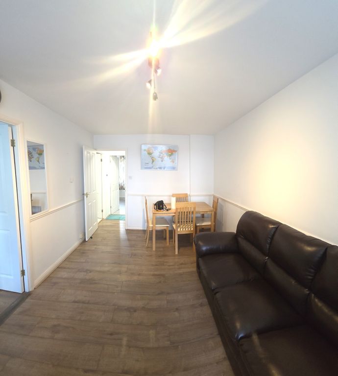Property photo 2 of 8 20260828 101049