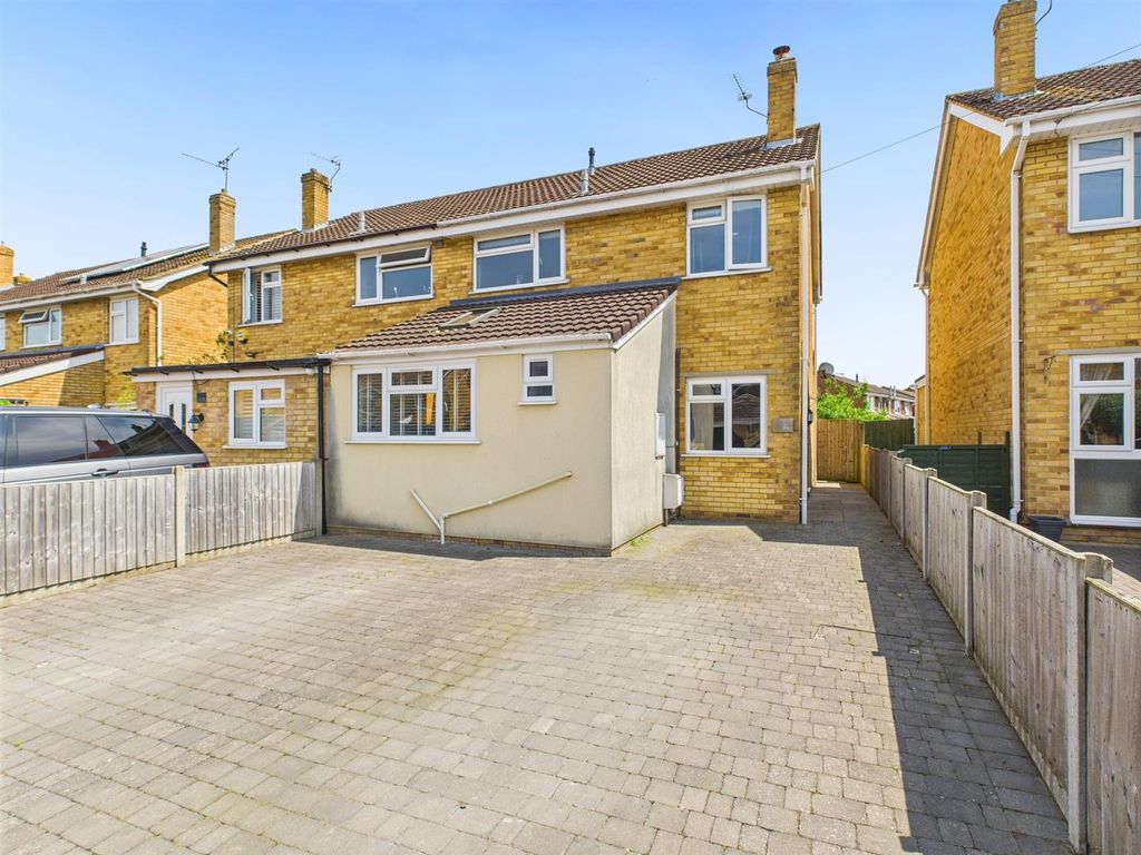 Property photo 1 of 20