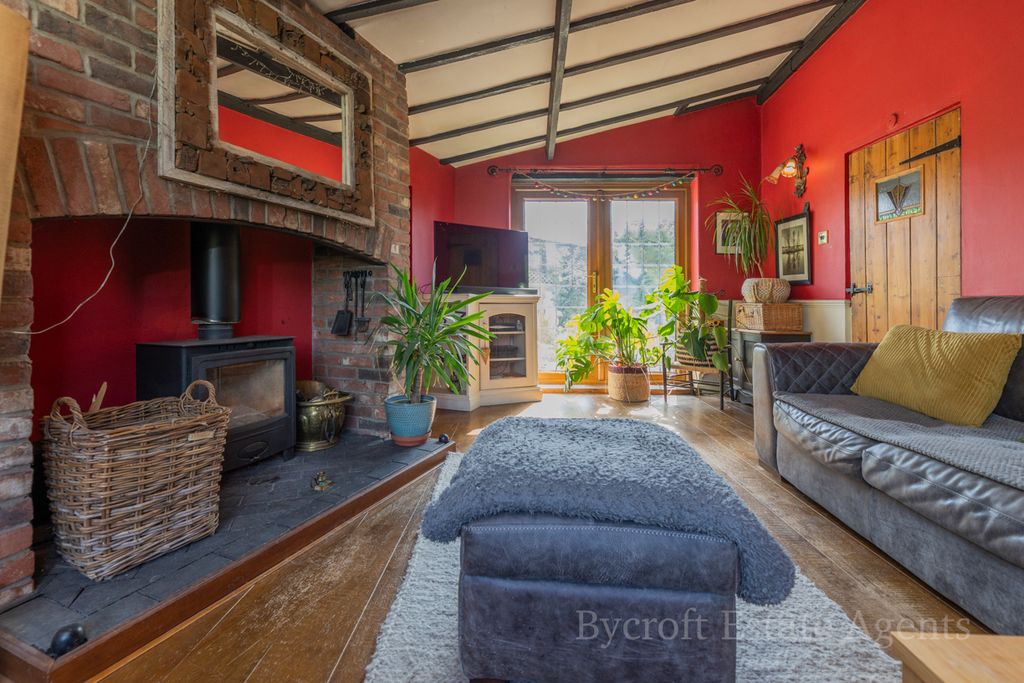 Property photo 3 of 16