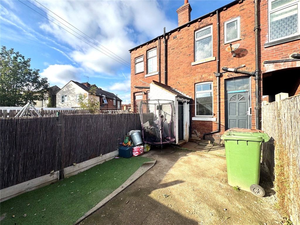 Property photo 3 of 6 Front