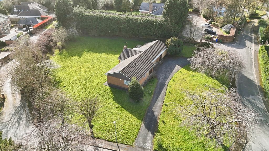 Property photo 1 of 12 4983163